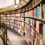 Literarisches Quartett sucht Buchhändler:innen für die Talkrunde