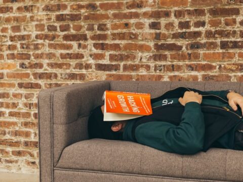 Melina Kern und ihre Agentur Kern-Kompetenz: Unterstützung für die Buchbranche im digitalen Zeitalt…